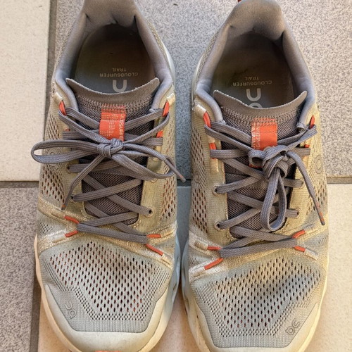 On Running Cloudsurfer Trail men's running shoes used, size EU 41