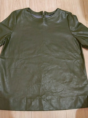 M&S Medium leather blouse like new