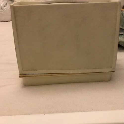 Singer sewing machine used, for repair or spare parts