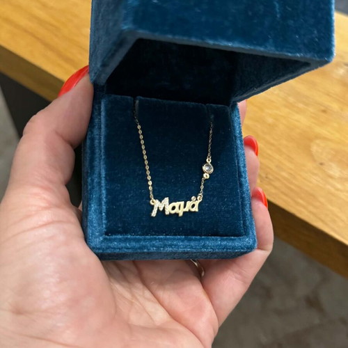 Mama necklace with 9K gold chain, like new, decorated with zircon stones