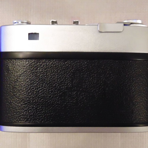 Altix-n 1960 camera used with 2 lenses and accessories