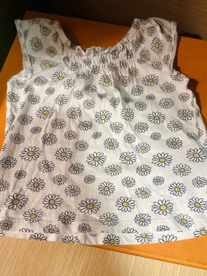 T-shirt with daisies like new, 12-24 months, 86-92 cm