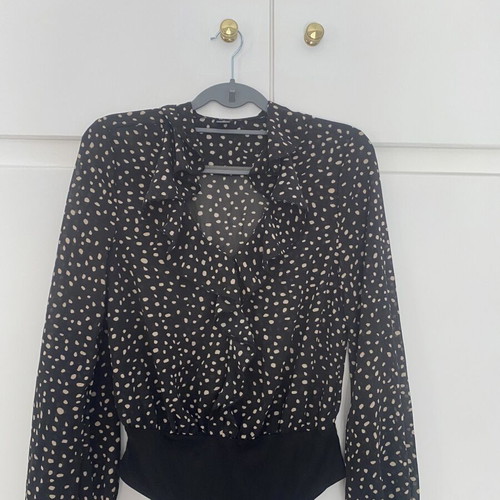 Bodysuit, airy with chic front detail, size M