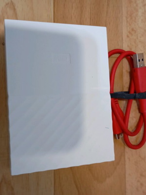 Mobile data travel hard drive 2.5" σαν καινούργιο, 3 TB