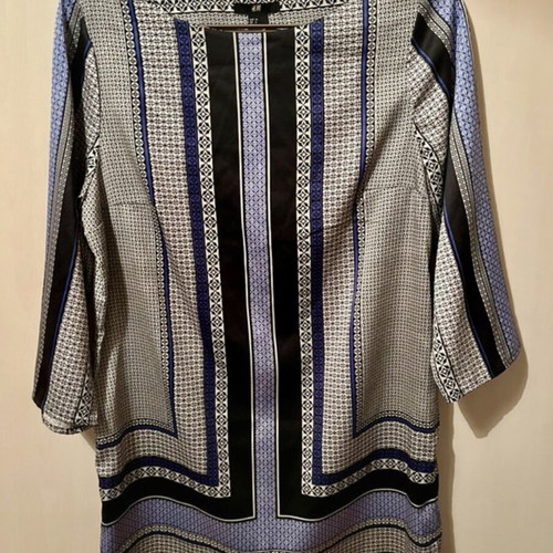 H&M dress like new, short satin, size S
