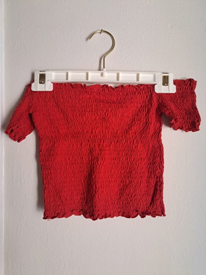 Stradivarius κοντομάνικο μπλουζάκι off-shoulder, κόκκινο, μέγεθος S