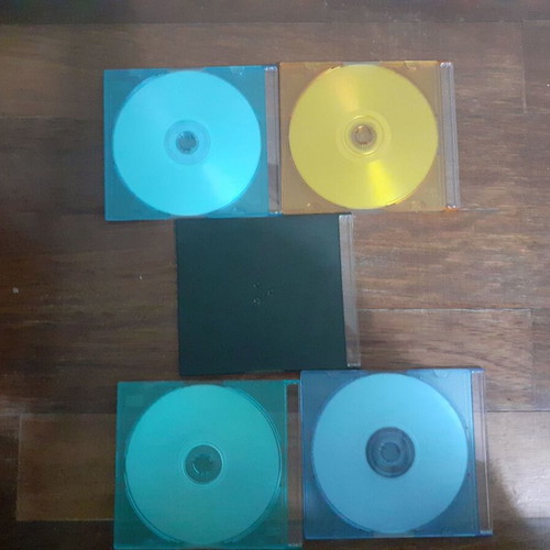 DVD pack of 5 movies like new in colored plastic case
