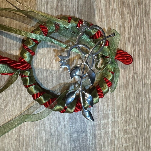 Hanging charms like new, set of 3 pieces