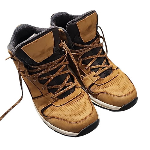 Quechua hiking waterproof boots size 45 used