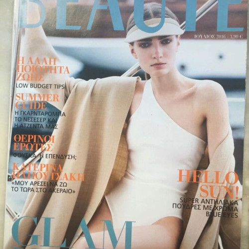 Votre Beaute magazines used, pack of 3 issues