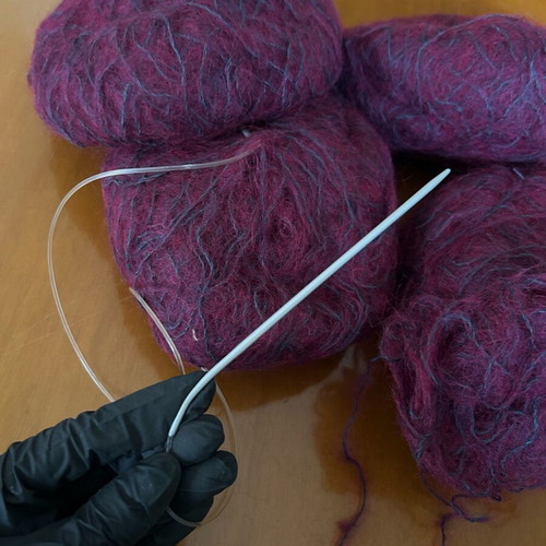 Royal knitting wool like new with circular needles