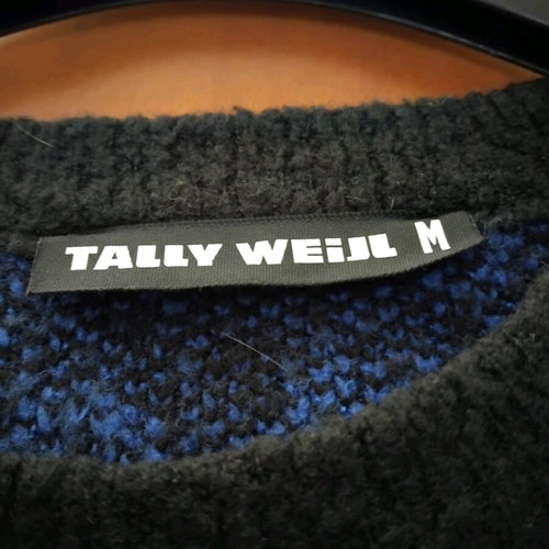 Terranova sweater black blue like new