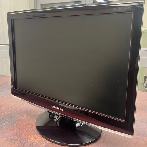 Samsung SyncMaster T190 LCD monitor Touch of Color series