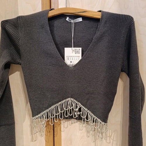 Zara crop top new with rhinestones gray, size S