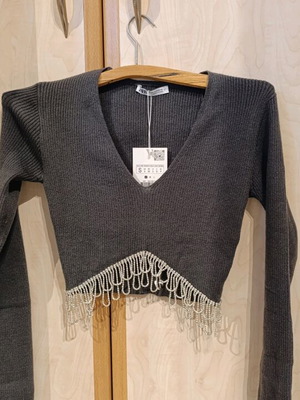 Crop top Zara καινούργιο με στρας γκρι, μέγεθος S