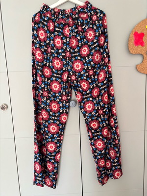 Karavan trousers like new, size L, blue multicolor