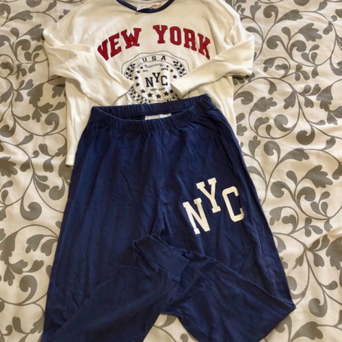 Set of 3 children's pajamas size 5-6 used, Zara and H&M