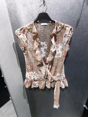 Promod semi-transparent blouse with flowers like new, beige multicolor