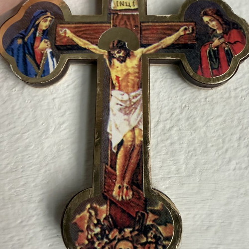 Hanging cross like new