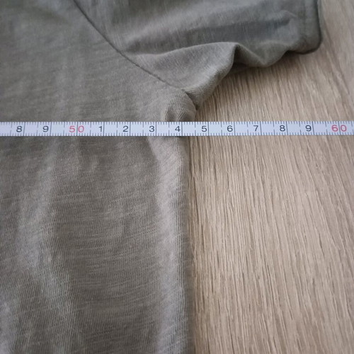 Terranova Men's T-shirt size L like new, olive color