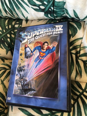 DVD Superman IV like new with subtitles, adventure