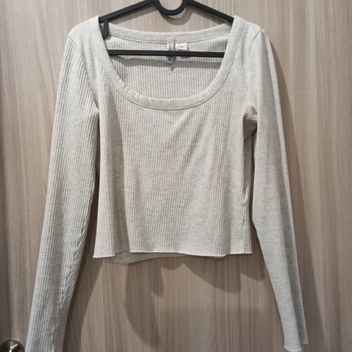 Crop long-sleeve tops H&M like new, size M, black and gray, pack of 2