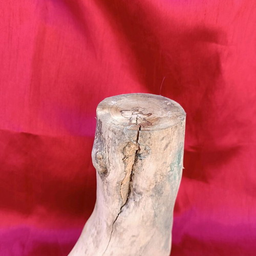 Log like new in boot shape