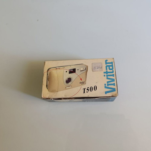 Vivitar T500 film camera with built-in flash