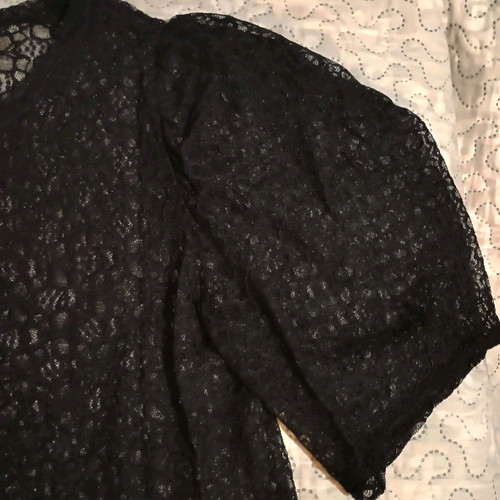 Zara women's lace blouse black size M like new