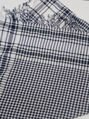 Scarf 95x95 cm like new