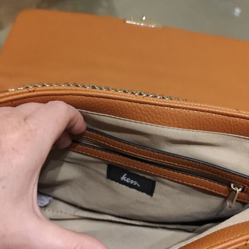 Kem shoulder bag camel color new, medium size