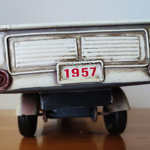 Piaggio Ape 1957 metal miniature Vespa three-wheeler truck