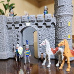 Vintage Knight Castle 6445 used, for collectors and diorama