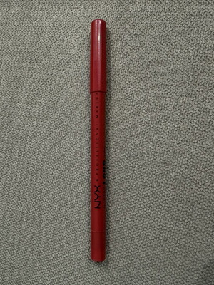 NYX lip pencil red like new