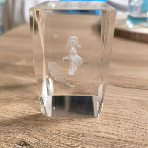 Glass 3D decorative piece 5x5x8 new