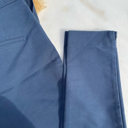 Stradivarius dark blue fabric pants used, size 34