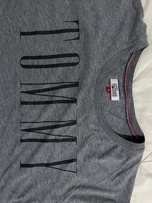 Tommy Hilfiger t shirt άψογη