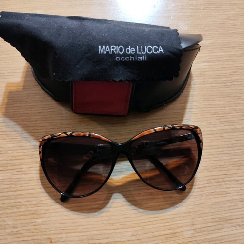 Vintage women's sunglasses brown like new