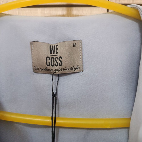 Light Blue Jacket new, size Medium