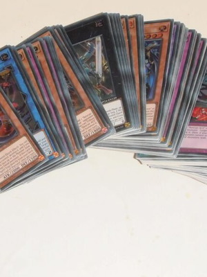 Yugioh card pack 142 authentic cards, 83 Ultra Rare, 26 Rare, 33 Commons