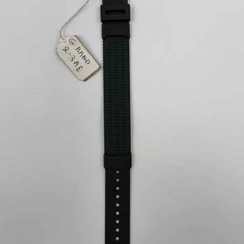 Casio G-Shock watch strap 440 S9 23 like new, black and green