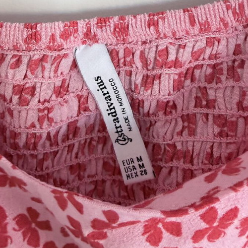 Stradivarius Crop Top medium size like new, red and pink