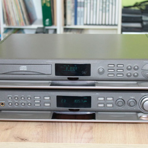 Marantz receiver and player 75SR1020 and 75CD1020