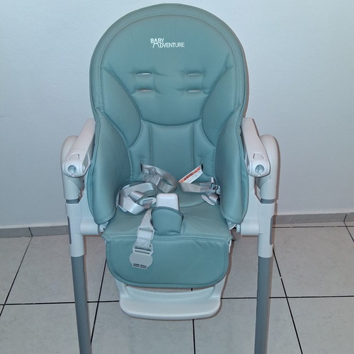 Baby Adventure high chair like new with adjustable height