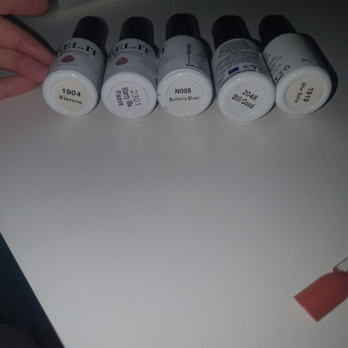 Set of 11 Gelitup gel nail polishes like new