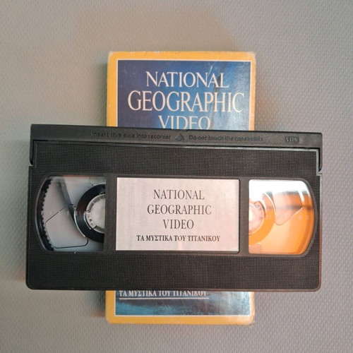 National Geographic Titanic Secrets VHS tape like new, dubbed