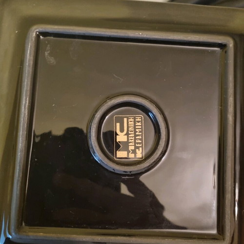Decorative plate with stand like new
