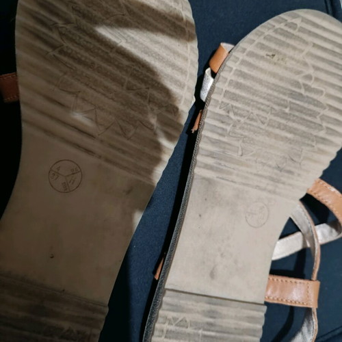Sandals used with leather super comfort insole, size 37, beige and silver straps