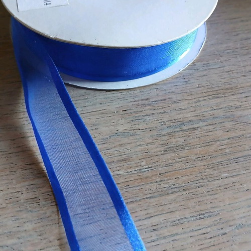 Pack of 8 vintage ribbons like new