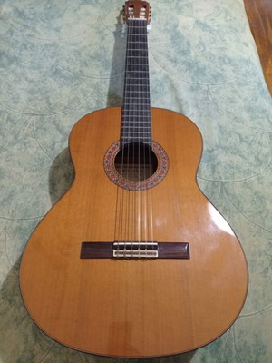Alhambra 4P classical guitar